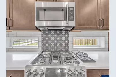 1956 SW 53rd St, Corvallis, OR 97333 - Photo 13