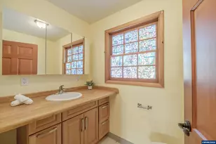 1100 NW Dixon St, Corvallis, OR 97330 - Photo 19