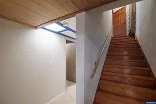 1100 NW Dixon St, Corvallis, OR 97330 - Photo 27