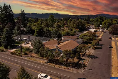 1100 NW Dixon St, Corvallis, OR 97330 - Photo 49