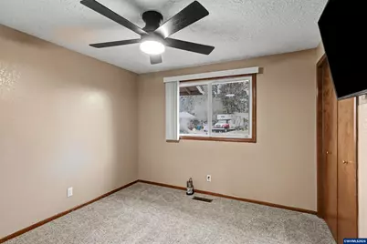 3860 Brooks Av NE, Keizer, OR 97303 - Photo 13