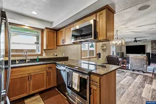 3860 Brooks Ave NE, Keizer, OR 97303 - Photo 9