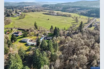 38979 Sodaville Waterloo Dr, Lebanon, OR 97355 - Photo 41