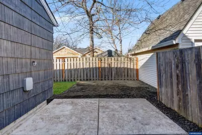 995 985 Garnet St NE, Salem, OR 97301 - Photo 27
