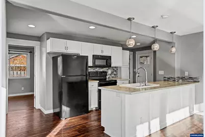 995 985 Garnet St NE, Salem, OR 97301 - Photo 9