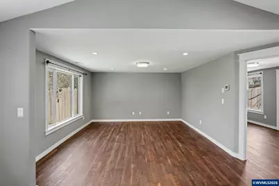 995 985 Garnet St NE, Salem, OR 97301 - Photo 35