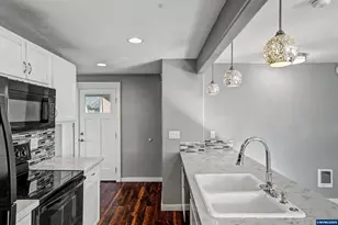 995 985 Garnet St NE, Salem, OR 97301 - Photo 11