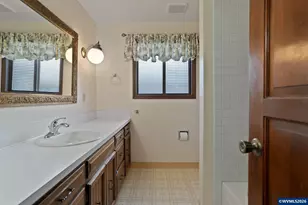 1650 Springhill Dr, Albany, OR 97321 - Photo 41