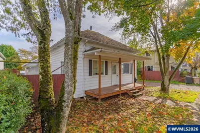 289 S 3rd St, Lebanon, OR 97355 - Photo 3