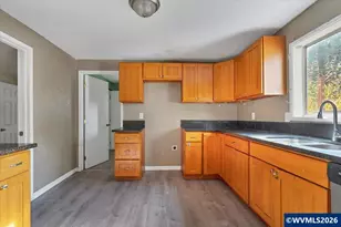 289 S 3rd St, Lebanon, OR 97355 - Photo 15