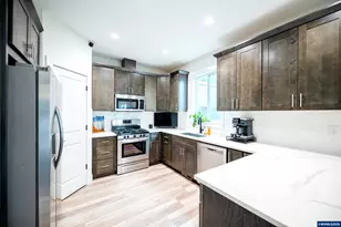 474 Browning Ave SE, Salem, OR 97302 - Photo 5