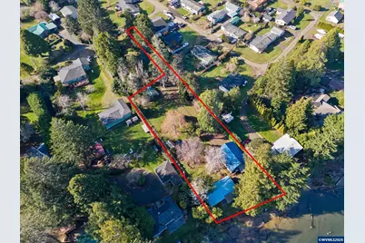 2032 SE Garden Way, Waldport, OR 97394 - Photo 49