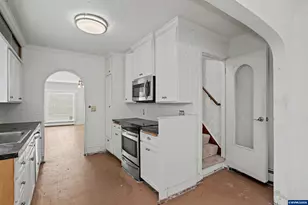 357 E Rose St, Lebanon, OR 97355 - Photo 9