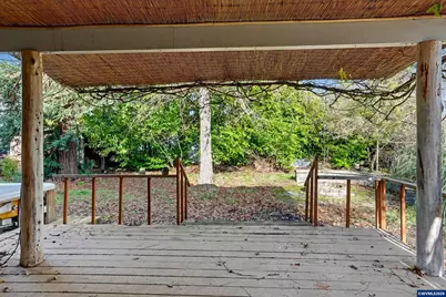 357 E Rose St, Lebanon, OR 97355 - Photo 29