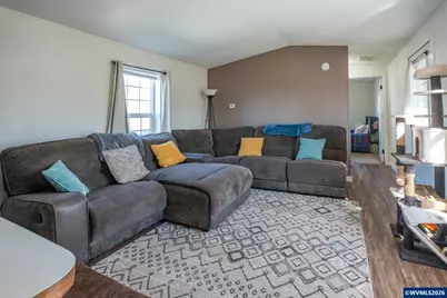 31919 N Lake Creek #38 Dr, Tangent, OR 97389 - Photo 11