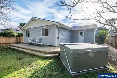 1109 SW 15th St, Lincoln City, OR 97367 - Photo 31