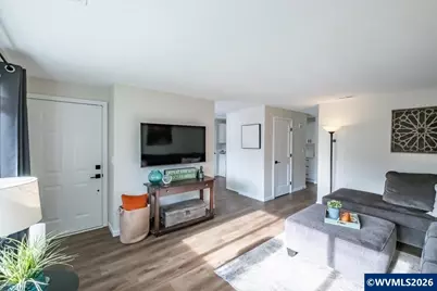 1109 SW 15th St, Lincoln City, OR 97367 - Photo 7