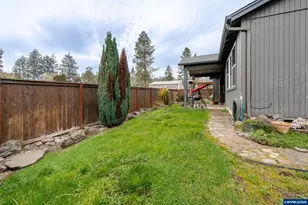 2644 NW Kingston Way, Albany, OR 97321 - Photo 35