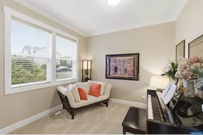 527 Grandover Av SE, Salem, OR 97306 - Photo 5