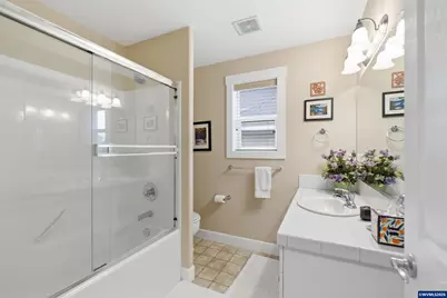 527 Grandover Av SE, Salem, OR 97306 - Photo 33