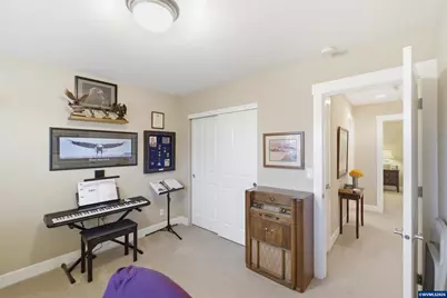 527 Grandover Av SE, Salem, OR 97306 - Photo 37