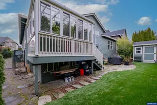 527 Grandover Ave SE, Salem, OR 97306 - Photo 43