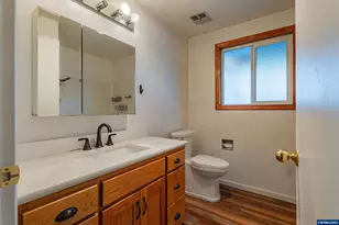 3208 Foxglove St, Lebanon, OR 97355 - Photo 13