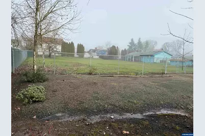 S 2nd St, Carlton, OR 97111 - Photo 5