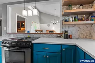 1135 Lakewood Dr SW, Albany, OR 97321 - Photo 13