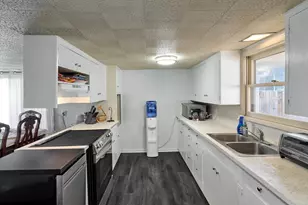 655 Idylwood Dr SE, Salem, OR 97302 - Photo 11