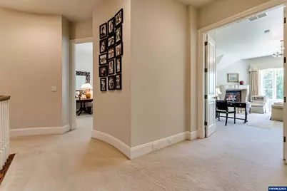 2628 Edgewater Dr, Eugene, OR 97401 - Photo 31