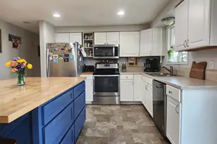 5239 Springhill Dr NE, Albany, OR 97321 - Photo 3