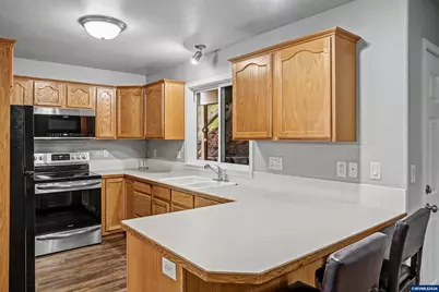 6049 Fircrest St SE, Salem, OR 97306 - Photo 13