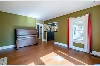3365 Argyle Dr S, Salem, OR 97302 - Photo 9