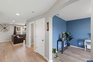 544 Walker Rd, Lebanon, OR 97355 - Photo 5