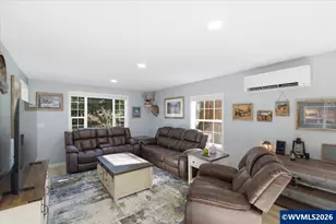 28484 Santiam Hwy, Sweet Home, OR 97386 - Photo 3