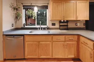 1254 Crystal Ln, Lafayette, OR 97127 - Photo 9