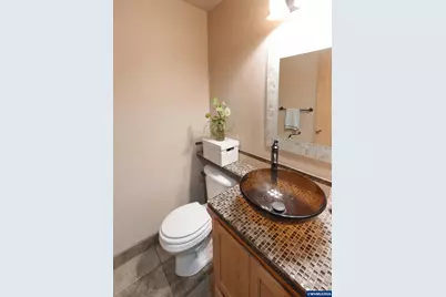 1254 Crystal Ln, Lafayette, OR 97127 - Photo 15