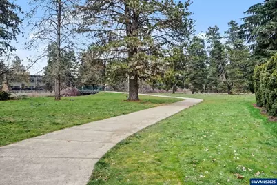 6418 Doral Dr SE, Salem, OR 97306 - Photo 37