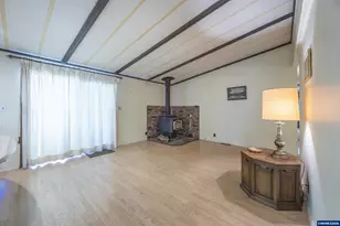 533 N Bayview Rd, Waldport, OR 97394 - Photo 33