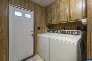 533 N Bayview Rd, Waldport, OR 97394 - Photo 49