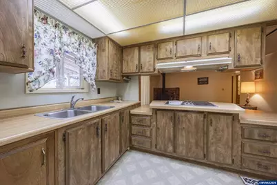 533 N Bayview Rd, Waldport, OR 97394 - Photo 31