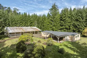 533 N Bayview Rd, Waldport, OR 97394 - Photo 1