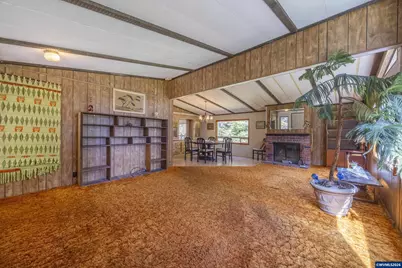 533 N Bayview Rd, Waldport, OR 97394 - Photo 19