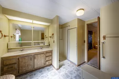 533 N Bayview Rd, Waldport, OR 97394 - Photo 39