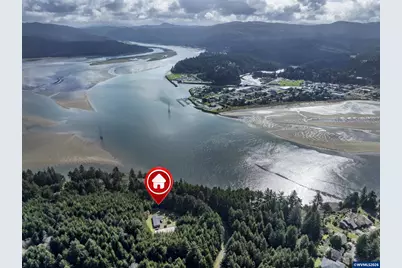533 N Bayview Rd, Waldport, OR 97394 - Photo 17