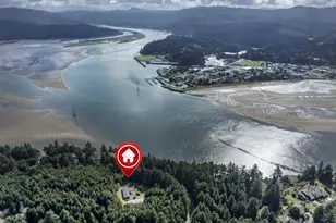 533 N Bayview Rd, Waldport, OR 97394 - Photo 17