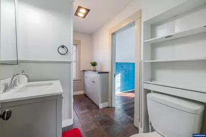 210 19th St SE, Salem, OR 97301 - Photo 19