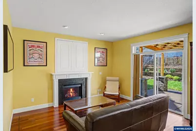 5685 Crossler Ct, Salem, OR 97306 - Photo 9