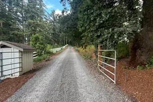 2752 Cole Rd S, Salem, OR 97306 - Photo 31